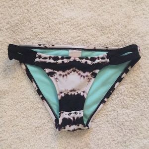 Brand new - black and white bikini